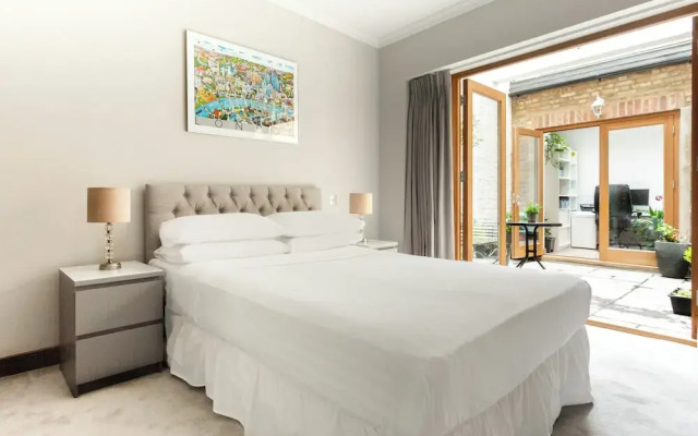 Red Lion Square by Onefinestay
