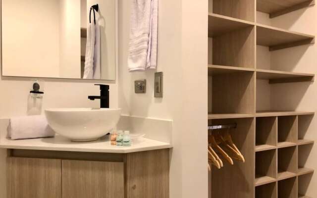 w Lovely 3BR w AC in Laureles