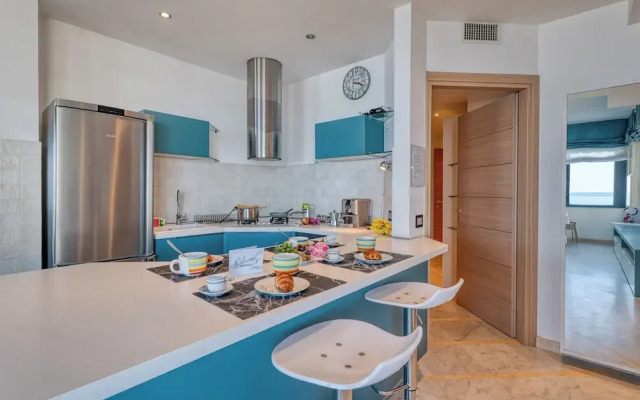 Front Beach Magic Sea - 20m From The Sea