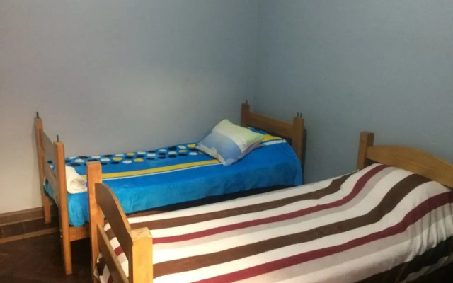 Explorers House - Hostel