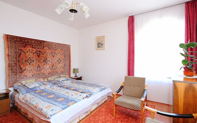 Balaton H2054
