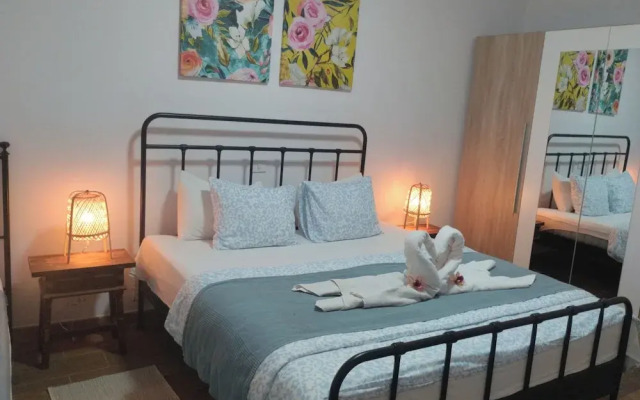 La Casita Fataga Sleeps 4 With Garden