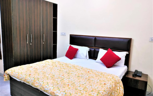 Hotel Star Light Near Nizamuddin Station
