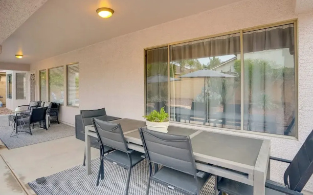 Pool, Fenced Yard: El Mirage 'sunshine House'