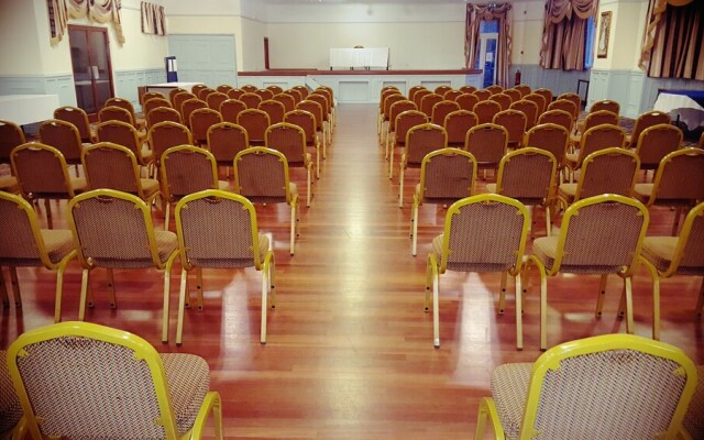 Paddocks Hotel
