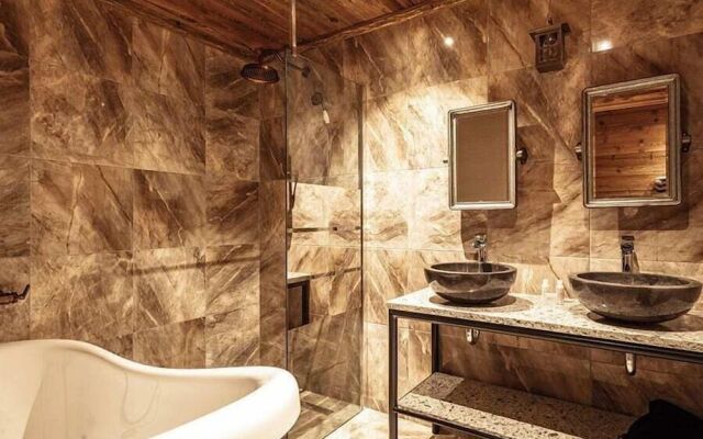 Chalet Raven Co-living