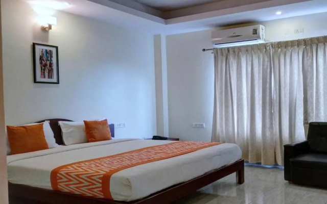 Fabhotel Shreyas Inn