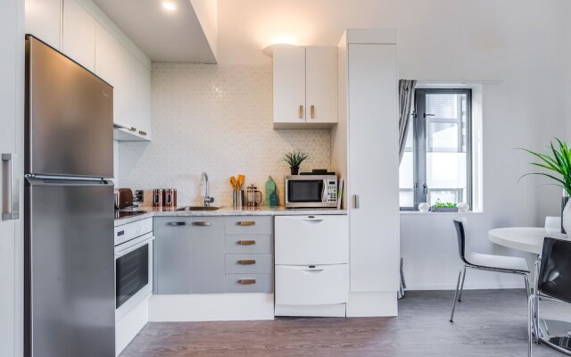 Penthouse with Mezzanine & Harbor Views