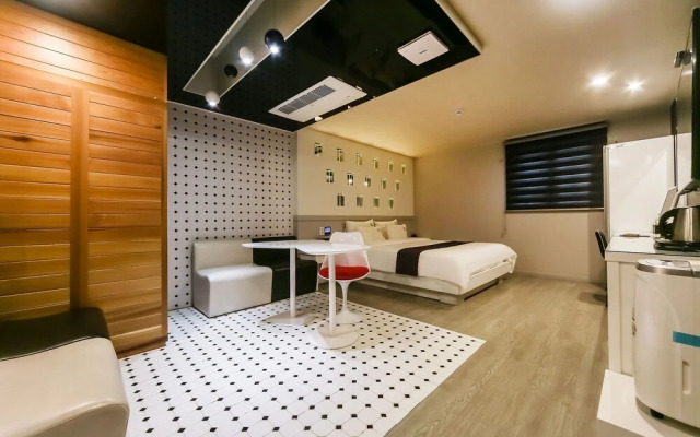 Design Hotel 2ne1 Jukdo Market Pohang