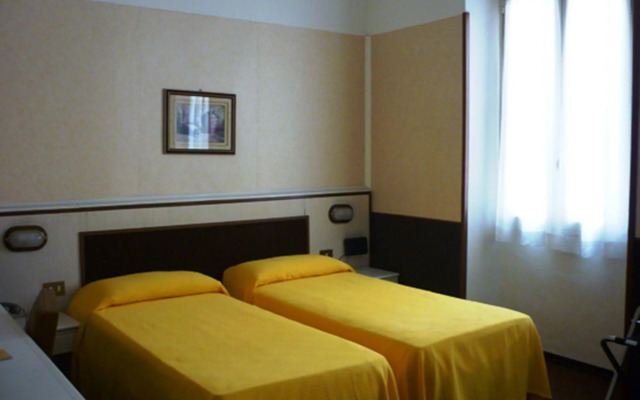Hotel Eden