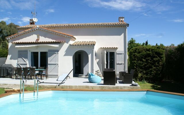 Villa With Private Swimming Pool, Trampoline, Côte D'azur