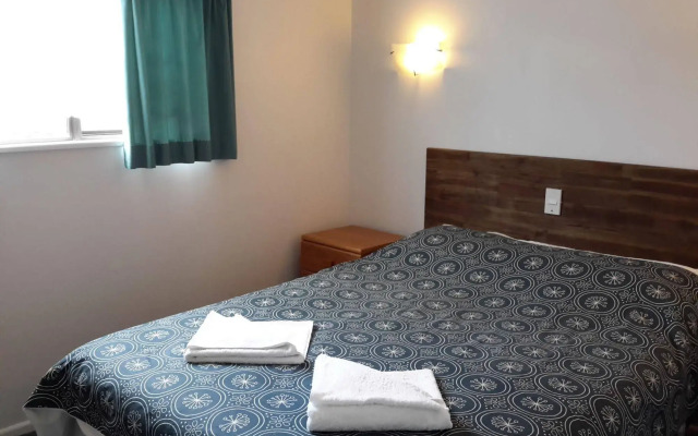 Papakura Pioneer Motor Lodge and Motel