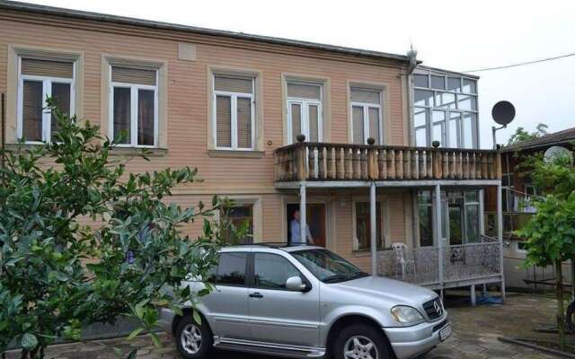 Guest House Kharabadze Family