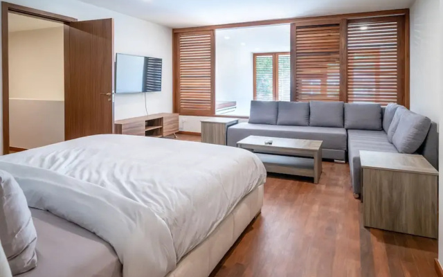 Condo Anahuac - Luxury At AWA Residences