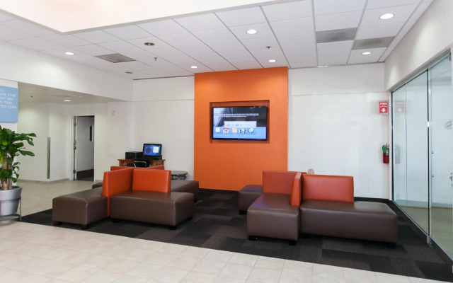 Motel 6 Los Angeles, CA - Los Angeles - LAX