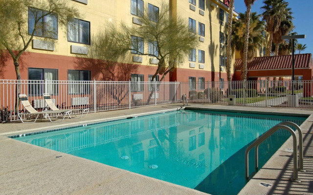 Red Roof Inn PLUS+ Tempe - Phoenix Airport