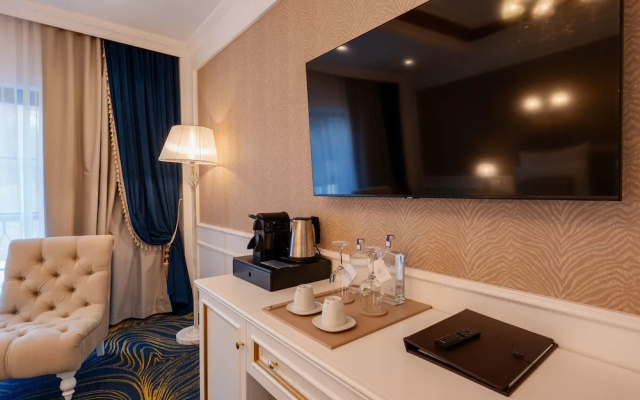 Hotel Noblesse Boutique & Spa