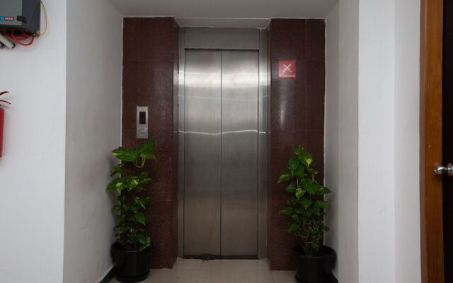 OYO 26947 The Lavish