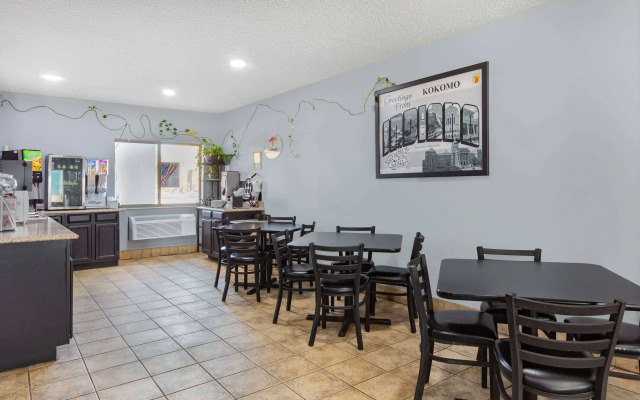 Super 8 by Wyndham Kokomo