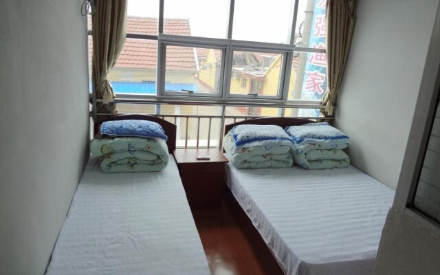 Rizhao Hongqiang Yujia Hotel