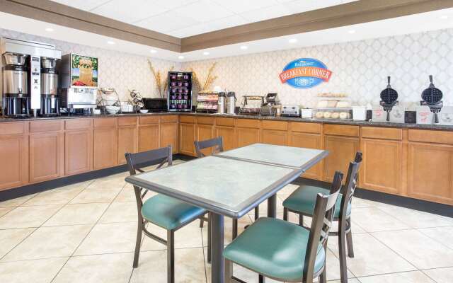 Baymont by Wyndham Janesville