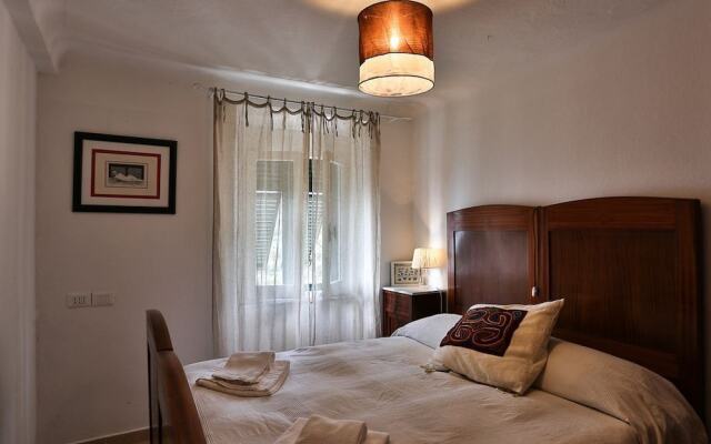 Radici Sea View Apartment With Balcony