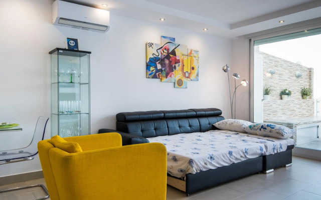 Seashore Bungalow Stunning