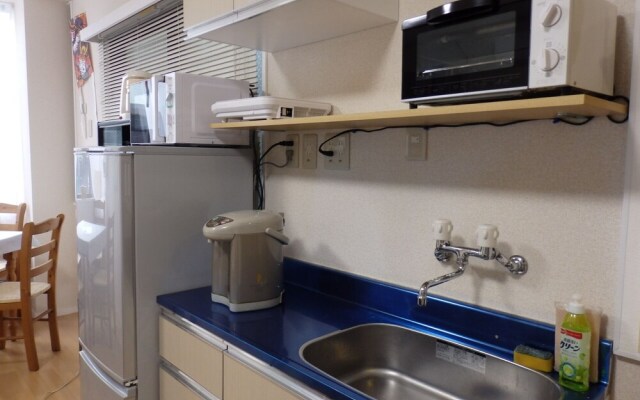 Backpacker's Mini House - Hostel