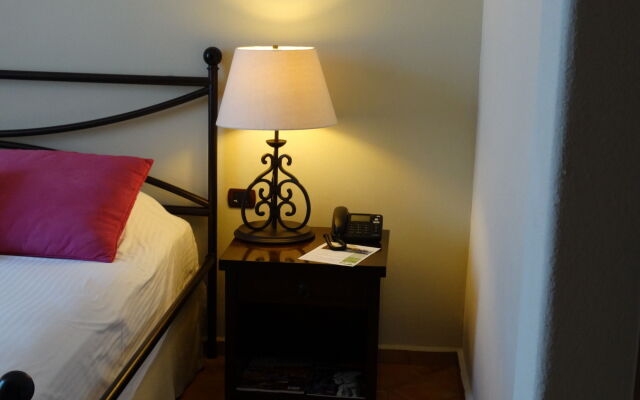 Guaycura Boutique Hotel Beach Club & Spa