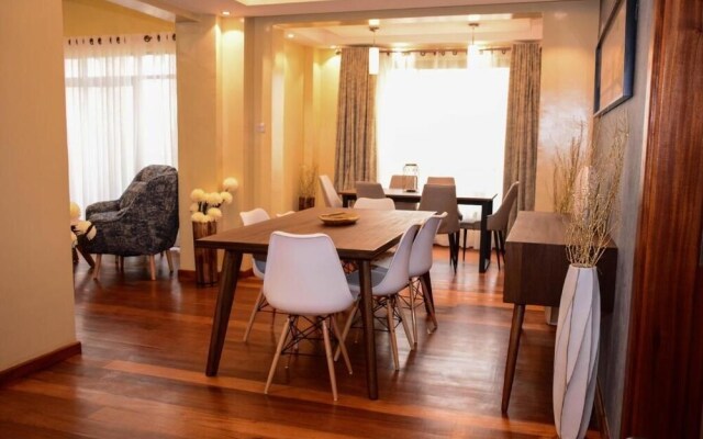 Stay.Plus Westlands Penthouse