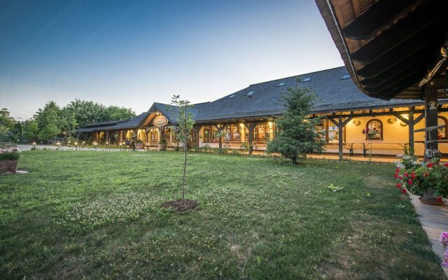 Gradina Vlahiia - Restaurant - Agroturism-NEW