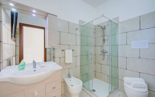 Villa Degli Dei With Garden and Pool