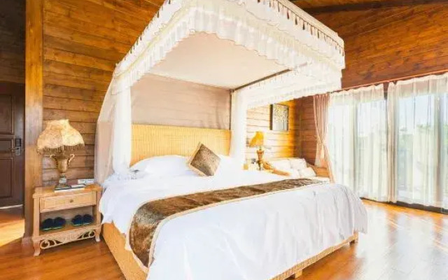 Coastal Hot Spring Resort