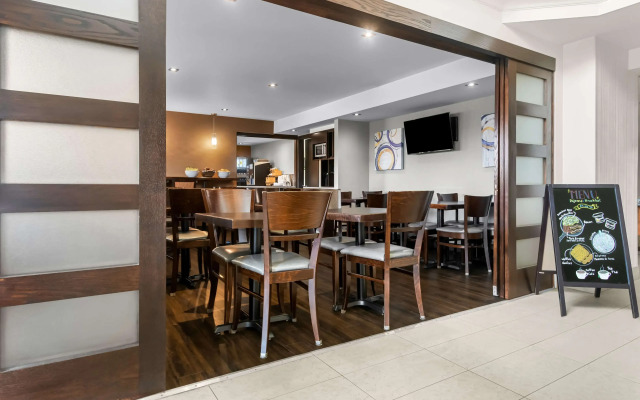 Best Western Plus Mont-Laurier