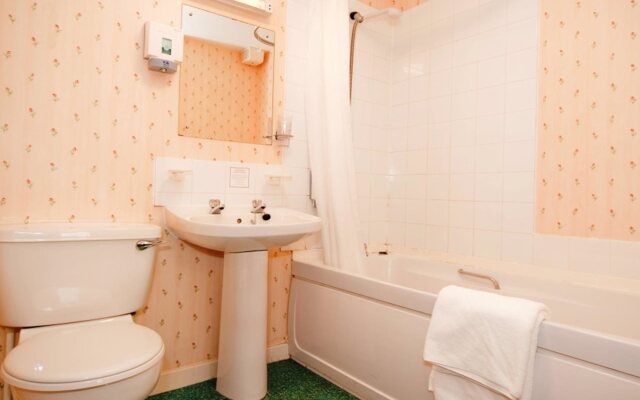 Castletown Hotel