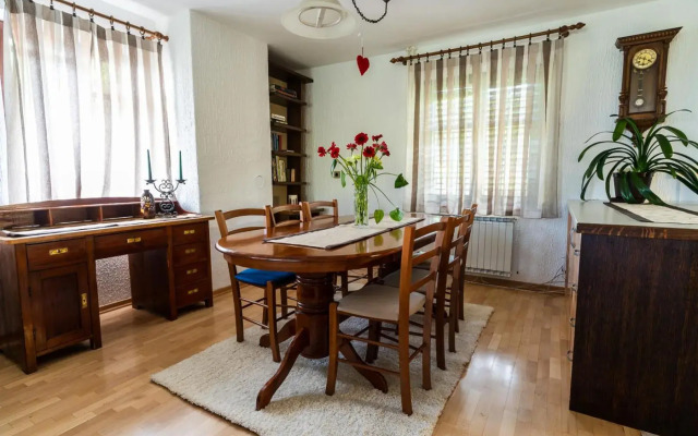 Apartments & Rooms Florjana