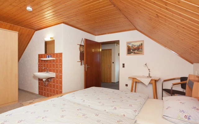 Comfortable Apartment in Polle Near the Forest