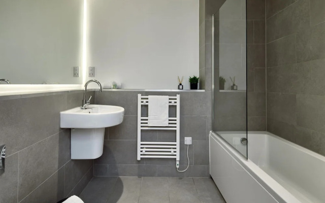 Stupendous Two-bedroom Flat in Manchester