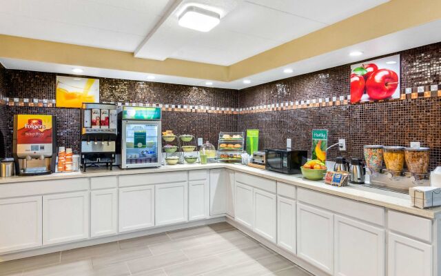 Quality Inn & Suites