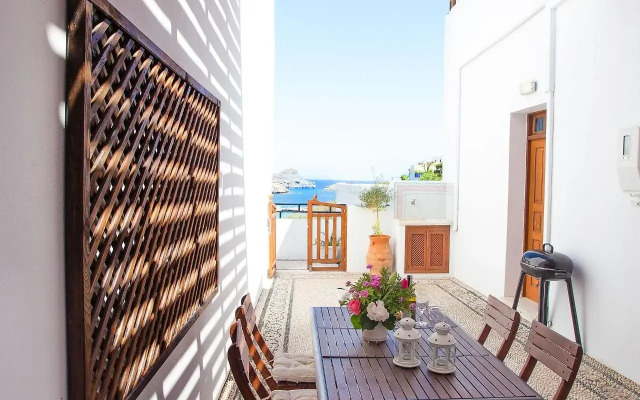 Thea Villas & Suite