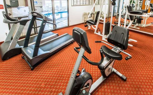 Quality Inn & Suites University