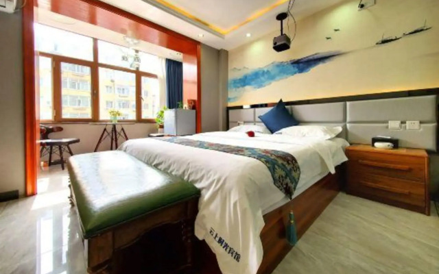 Cloud Time Hotel