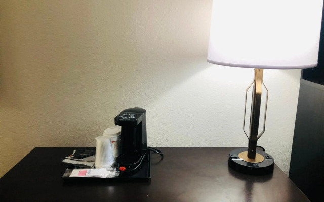Quality Inn & Suites Lake Charles South