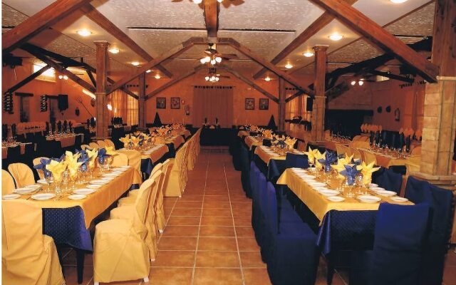 Hotel Restaurante El Caseron De Bonela