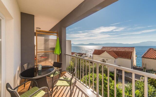 Amazing Apartment in Brist With 1 Bedrooms and Wifi