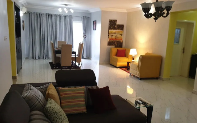 Sim court 1 safe court apartment