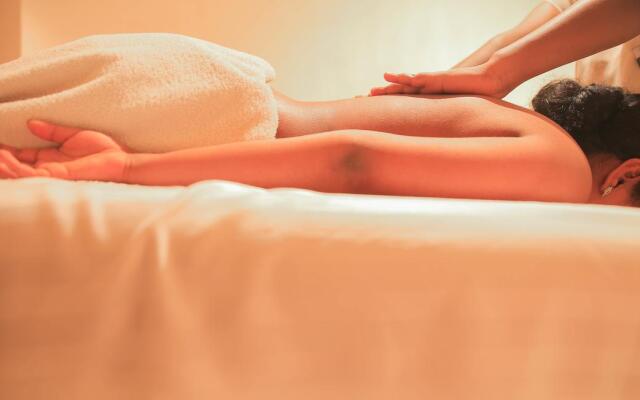 Swiss Inn Nexus Hotel