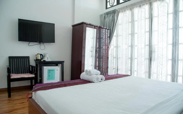 New Season Riverside Hotel