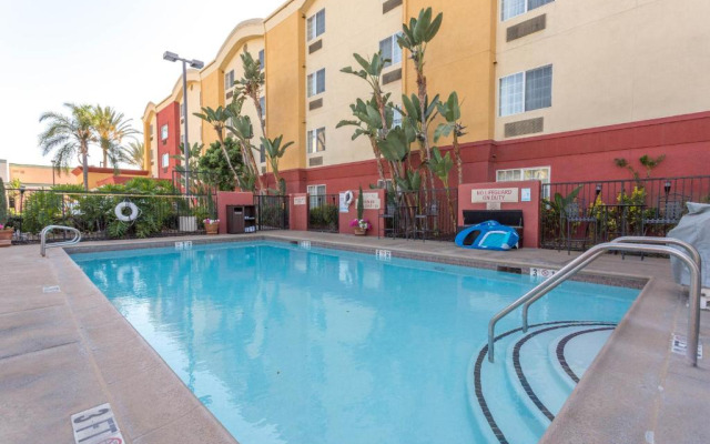 TownePlace Suites By Marriott Anaheim Maingate Near Angel Stadium