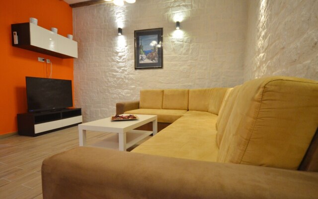 Apartment Nina